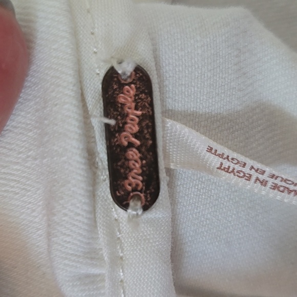 FREE PEOPLE Denim Mini Skirt Modern Femme in White Size 10 - Picture 5 of 7